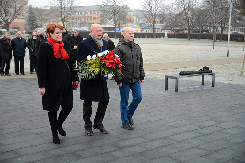 Upamiętniono 46. rocznicę wydarzeń grudniowych