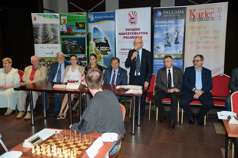 XXXII Międzynarodowy Memoriał Szachowy im. T. Gniota rozpoczęty