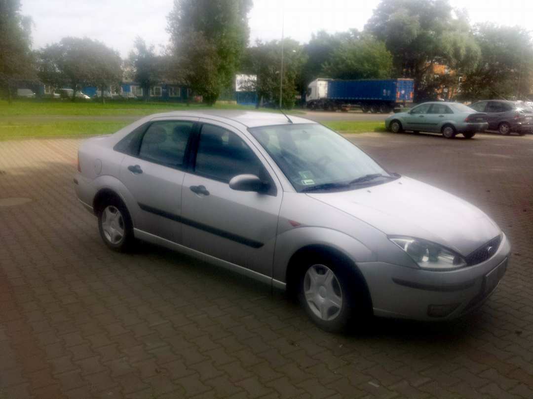 Przetarg na sprzedaż samochodu osobowego stanowiącego własność Powiatu Polickiego – marki Ford Focus