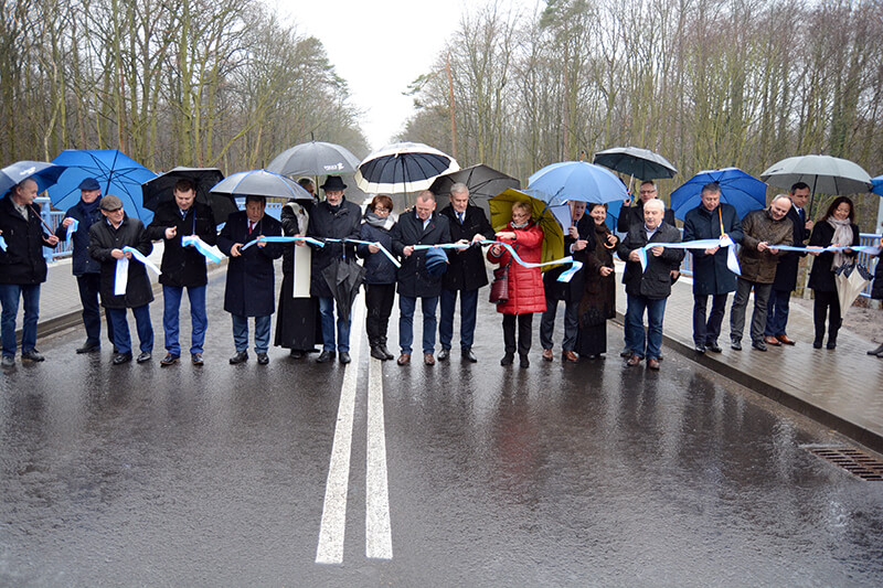 Uroczyste otwarcie wiaduktu drogowego w Policach-Mścięcinie