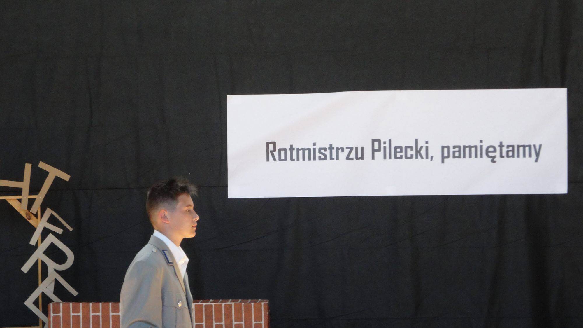 Piknik historyczny z okazji urodzin patrona Szkoły Podstawowej w Będargowie - rotmistrza Witolda Pileckiego