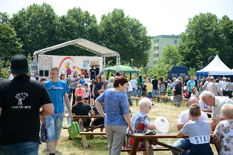 Festyn Rodzinny    "Z Rodziną po    zdrowie" przy pięknej pogodzie i udanej frekwencji