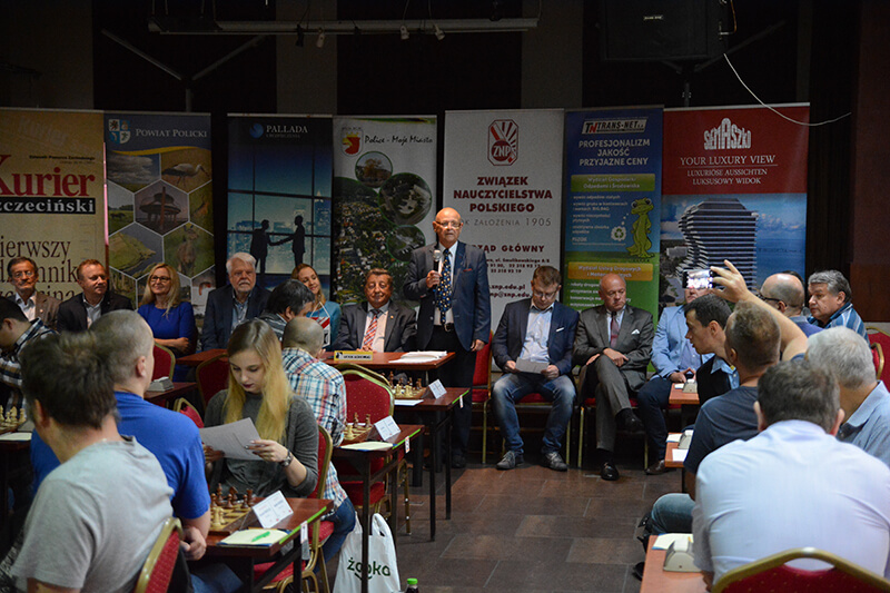 XXXIII Międzynarodowy Memoriał Szachowy im. T. Gniota rozpoczęty