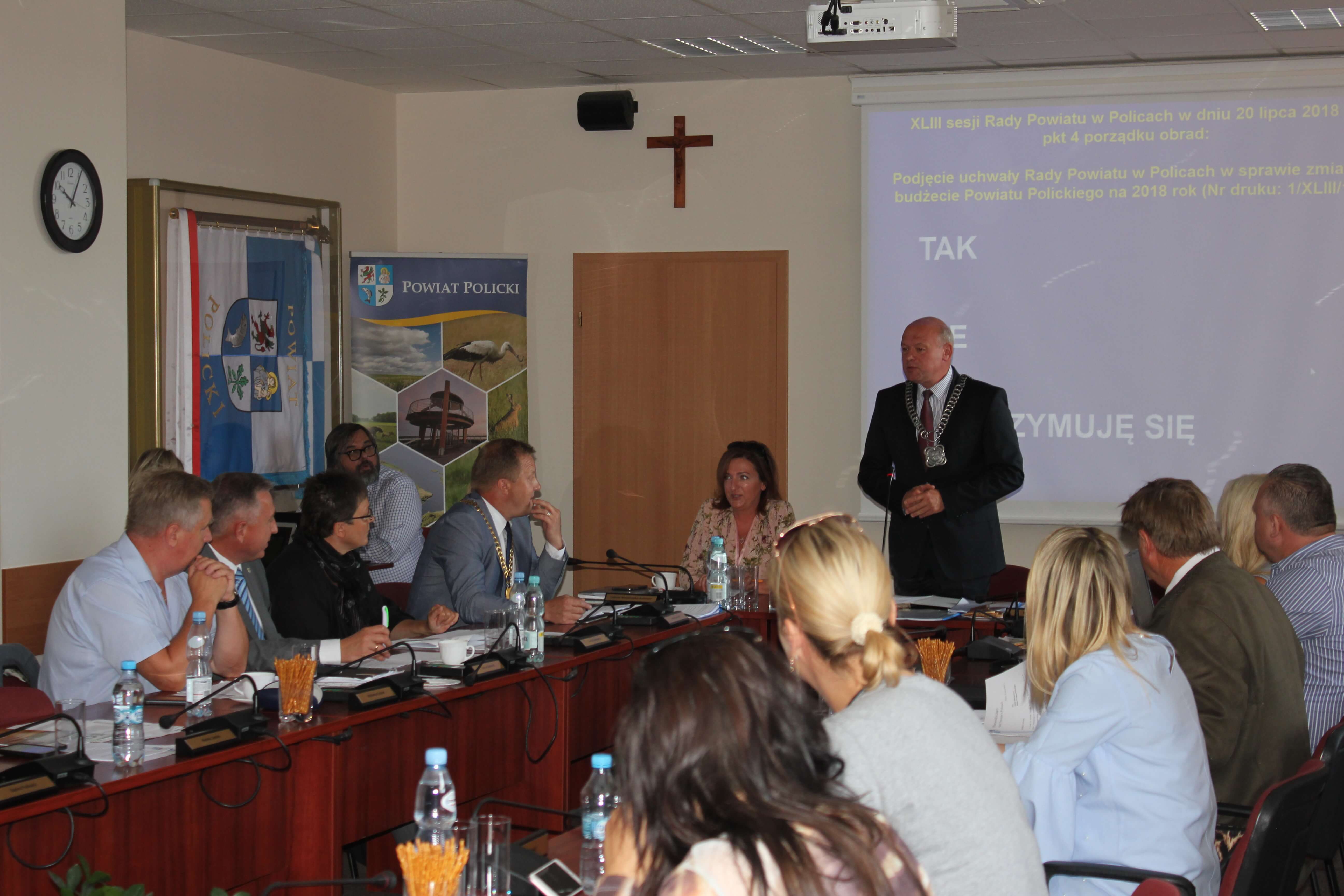 XLIII sesja Rady Powiatu w Policach