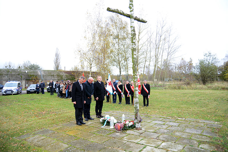Spotkanie modlitewne pod brzozowym krzyżem