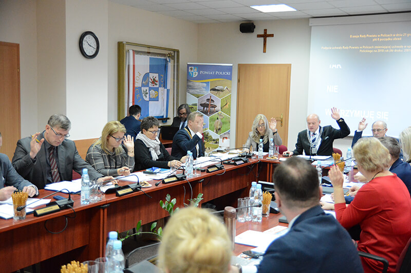 III sesja Rady Powiatu w Policach