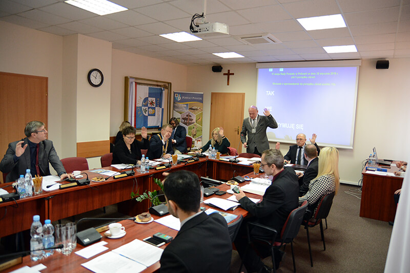 IV sesja Rady Powiatu w Policach