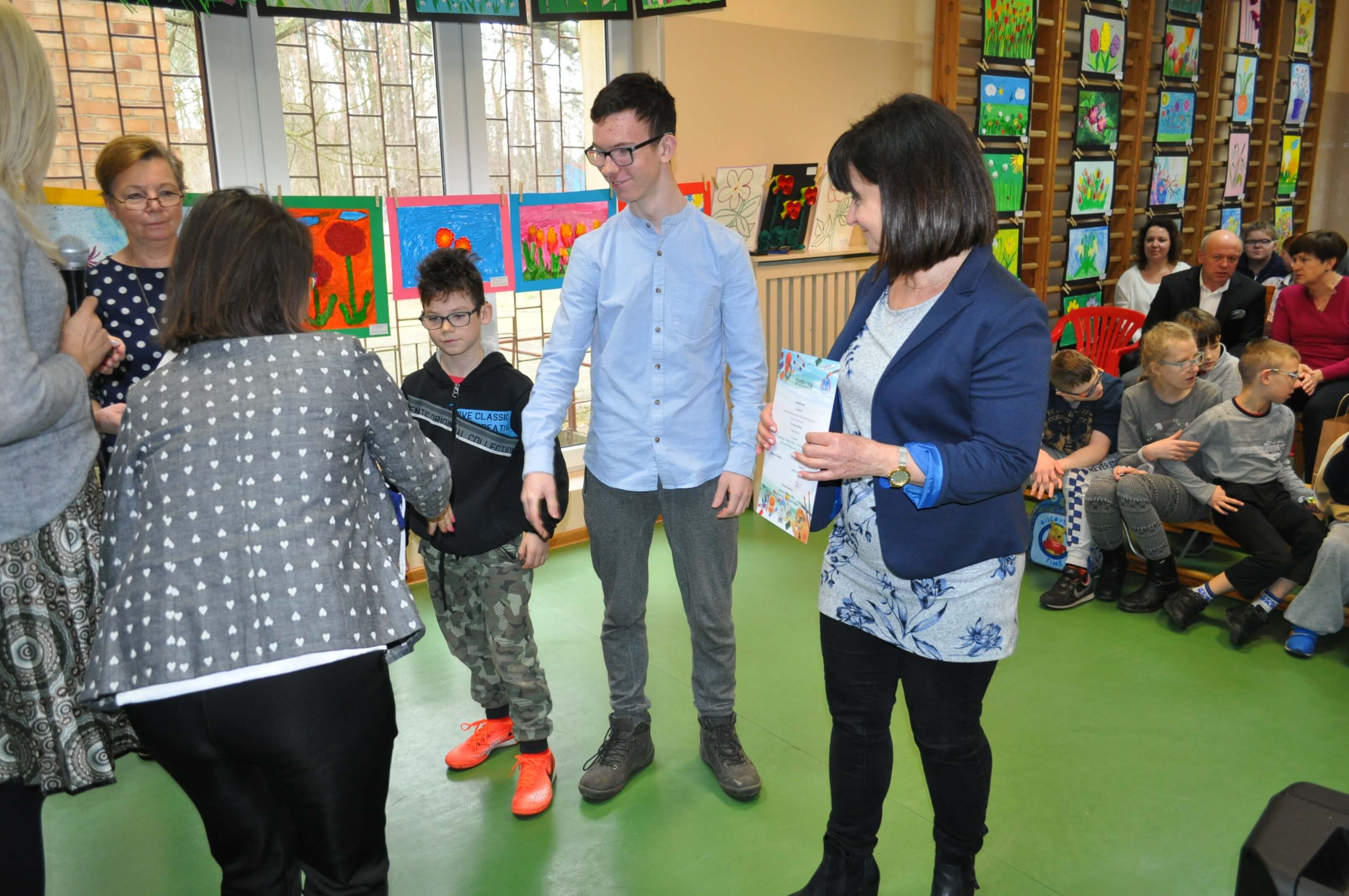 Wystawa pokonkursowa "Kwiaty wiosny"