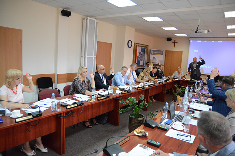 IX sesja Rady Powiatu w Policach