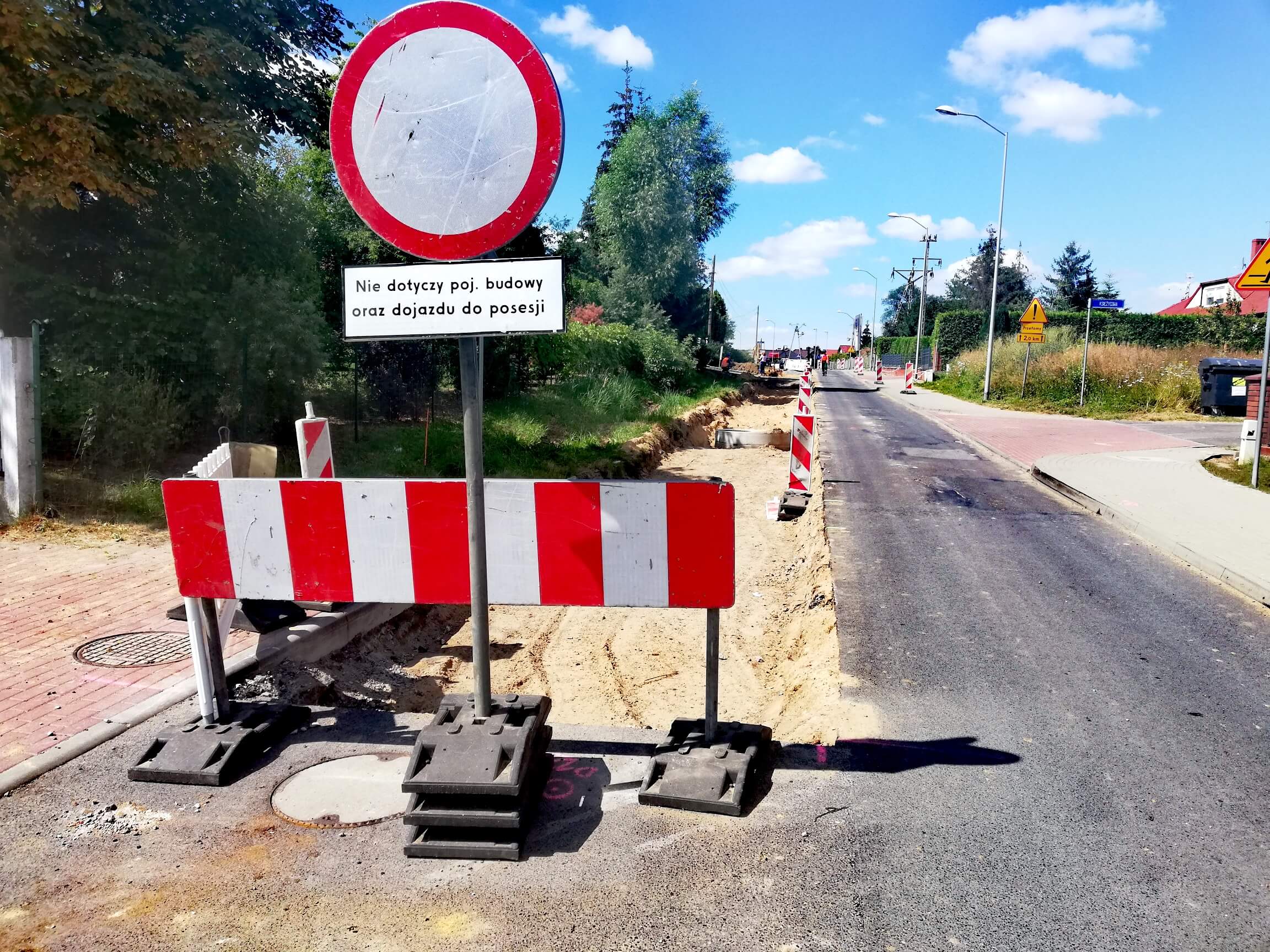 Trwa przebudowa ulicy Długiej w Mierzynie