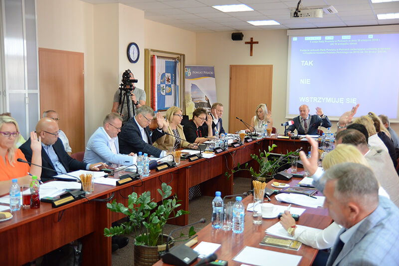 X sesja Rady Powiatu w Policach