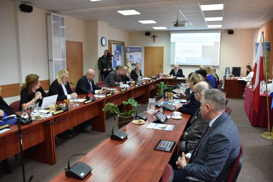 XV sesja Rady Powiatu w Policach