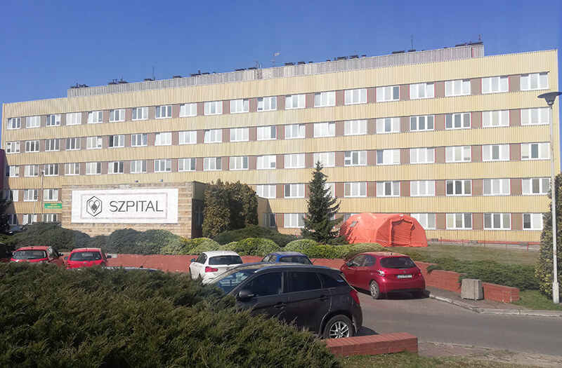 Powiat i Gminy jednoczą siły w walce z koronawirusem, wspierając szpital w Policach