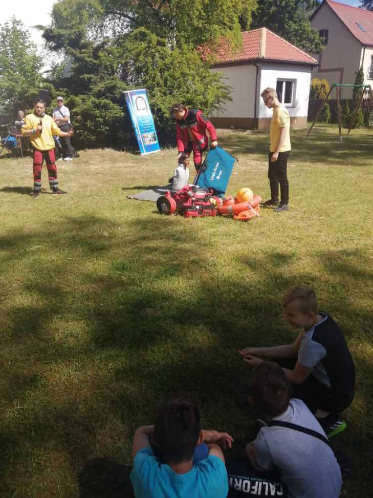 Występy artystyczne w placówce opiekuńczo-wychowawczej w Policach