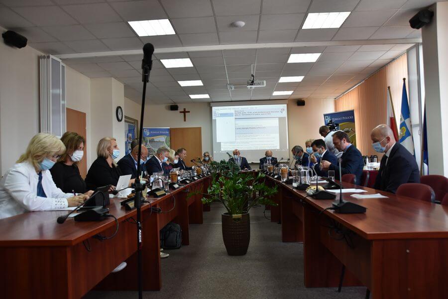 XX sesja Rady Powiatu w Policach