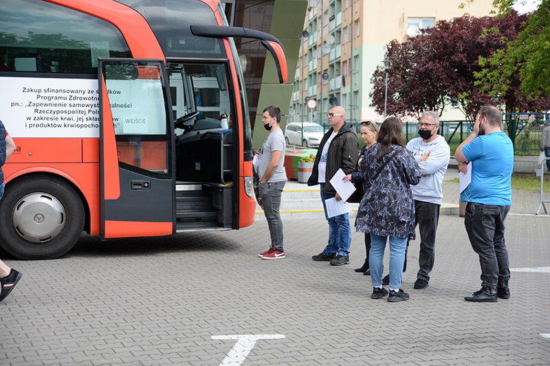 Pobór krwi w Policach w ramach VI Powiatowego Tygodnia Czerwonej Krwinki