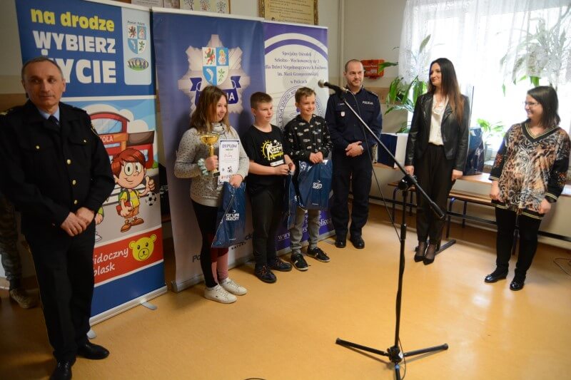 Powiatowy Turniej Wiedzy o Bezpieczeństwie w Ruchu Drogowym