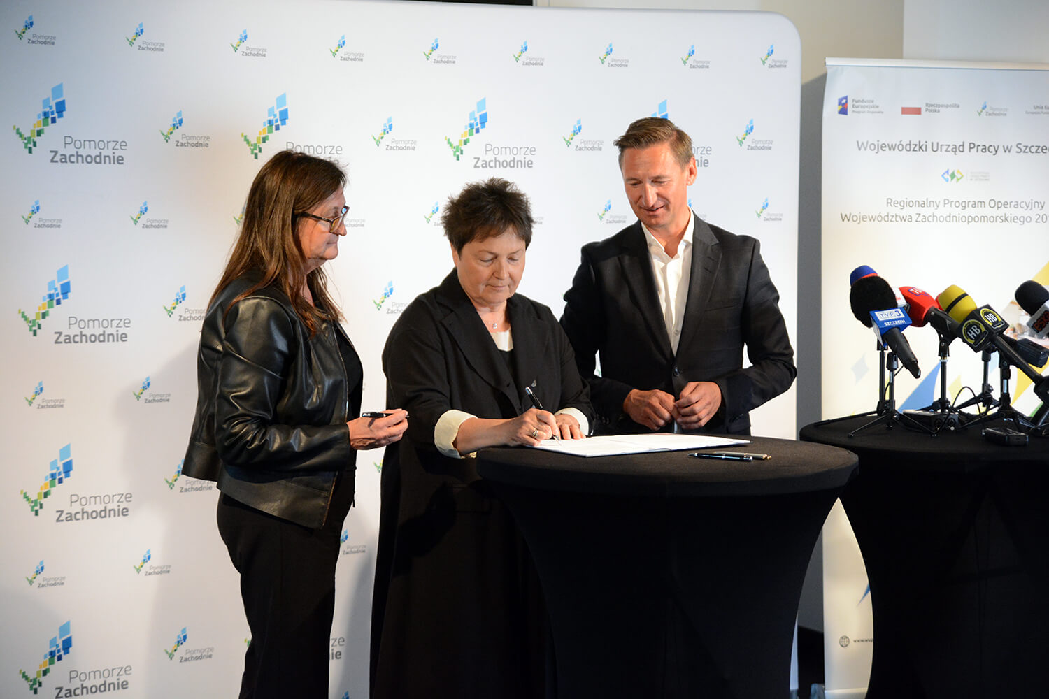 Podpisano umowę na realizację projektu "Przystanek Police"