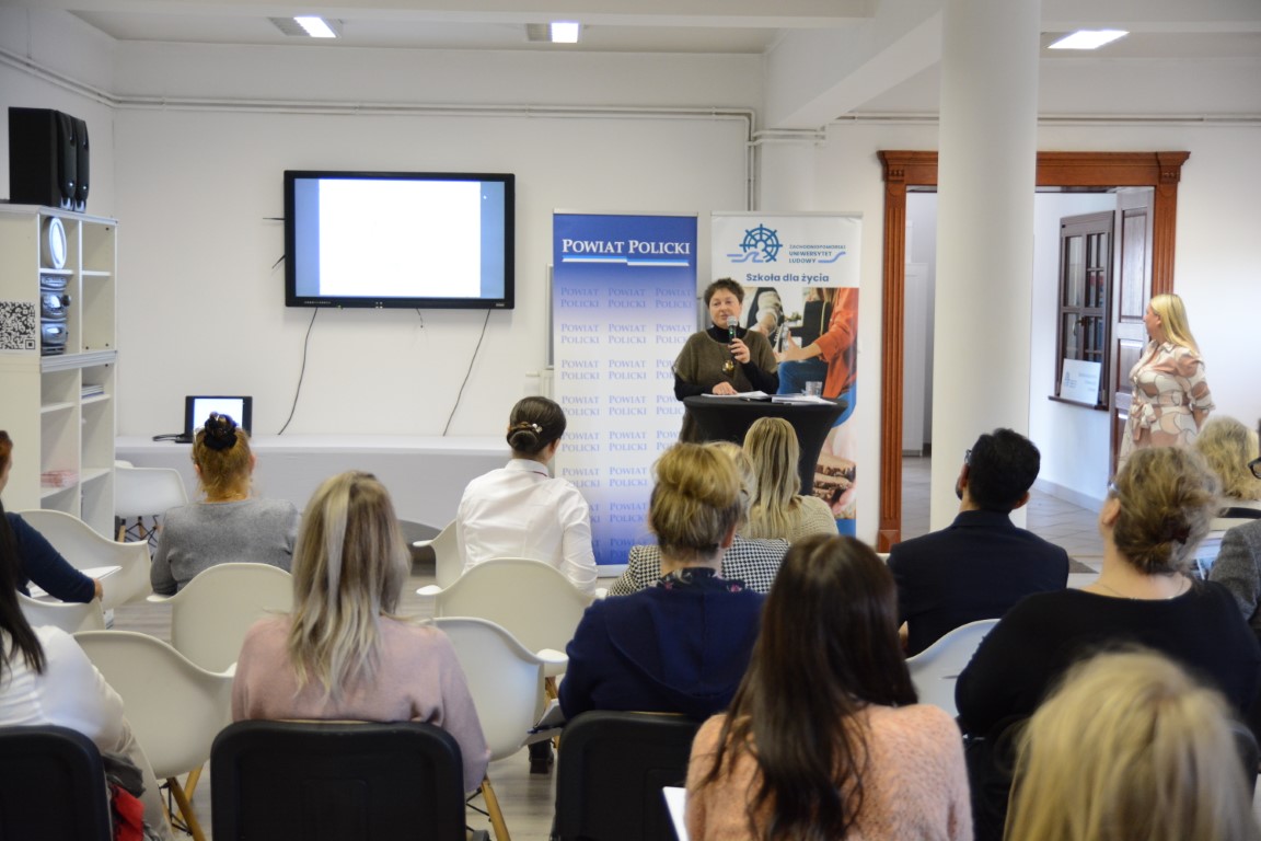 Seminarium pt. "Jak aktywizować cudzoziemców i rozwiązywać ich problemy"