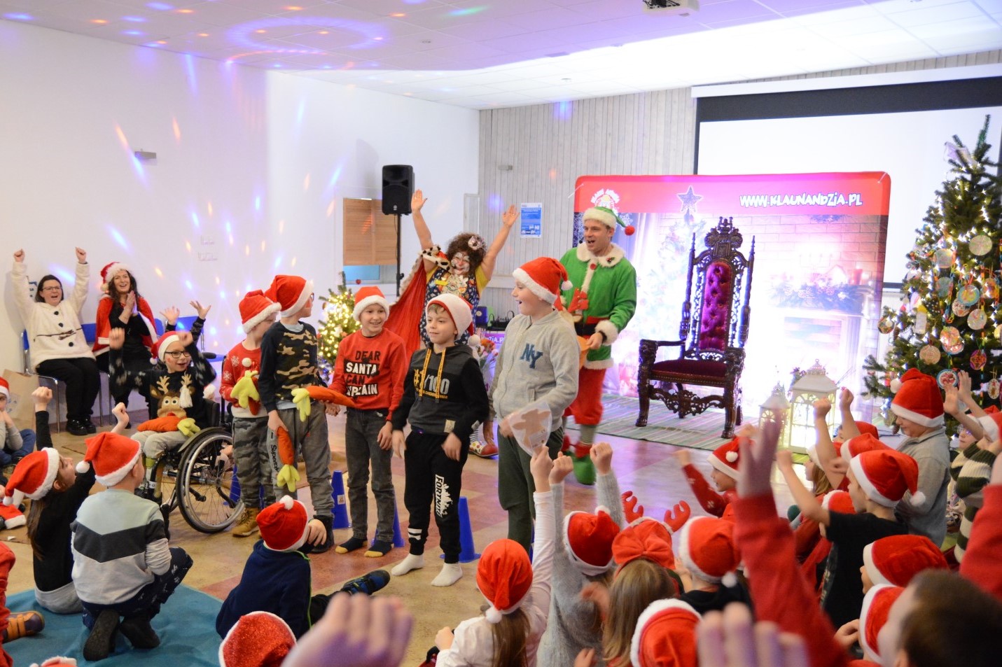 Zabawa Mikołajkowa z Powiatem Polickim