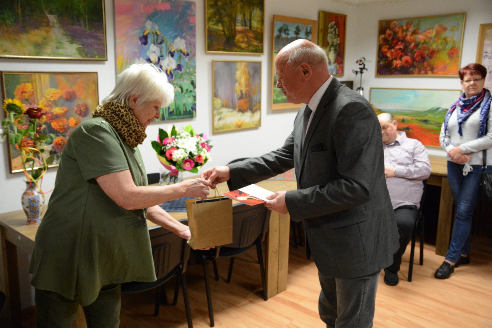 Wernisaż prac malarskich Izabeli Jamrozińskiej