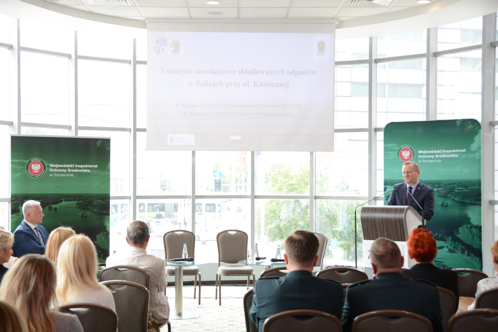 Udział w konferencji naukowej "Współczesne wyzwania ochrony środowiska w Polsce" organizowanej przez Wojewódzki Inspektorat Ochrony Środowiska w Szczecinie