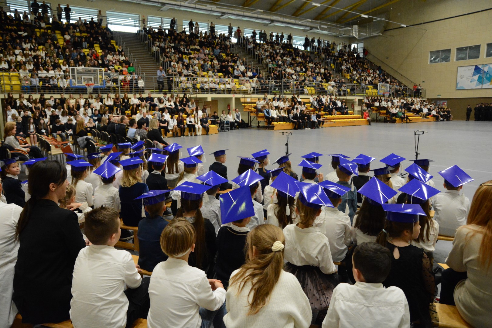 Uroczyste ślubowanie uczniów Zespołu Szkół im. I. Łukasiewicza w Policach