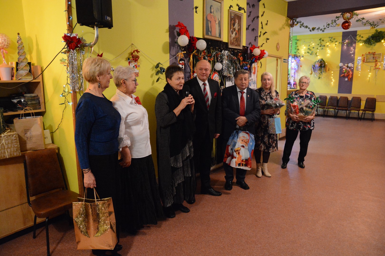 Spotkanie świąteczne w Polskim Związku Emerytów, Rencistów i Inwalidów w Policach