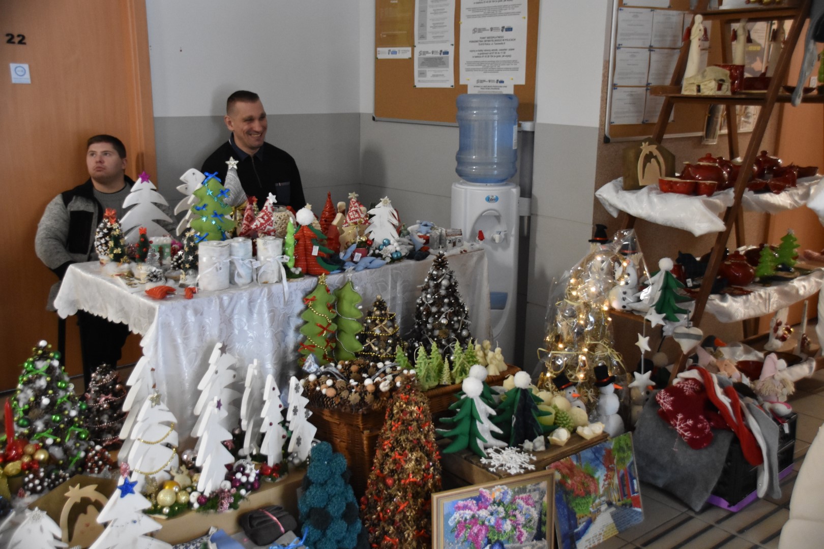 Zapraszamy na kiermasz świąteczny w Starostwie Powiatowym w Policach