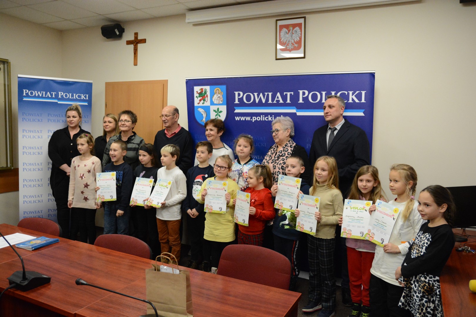 Wręczono nagrody w konkursie „Babciu, Dziadku zadbajcie o swoje zdrówko”