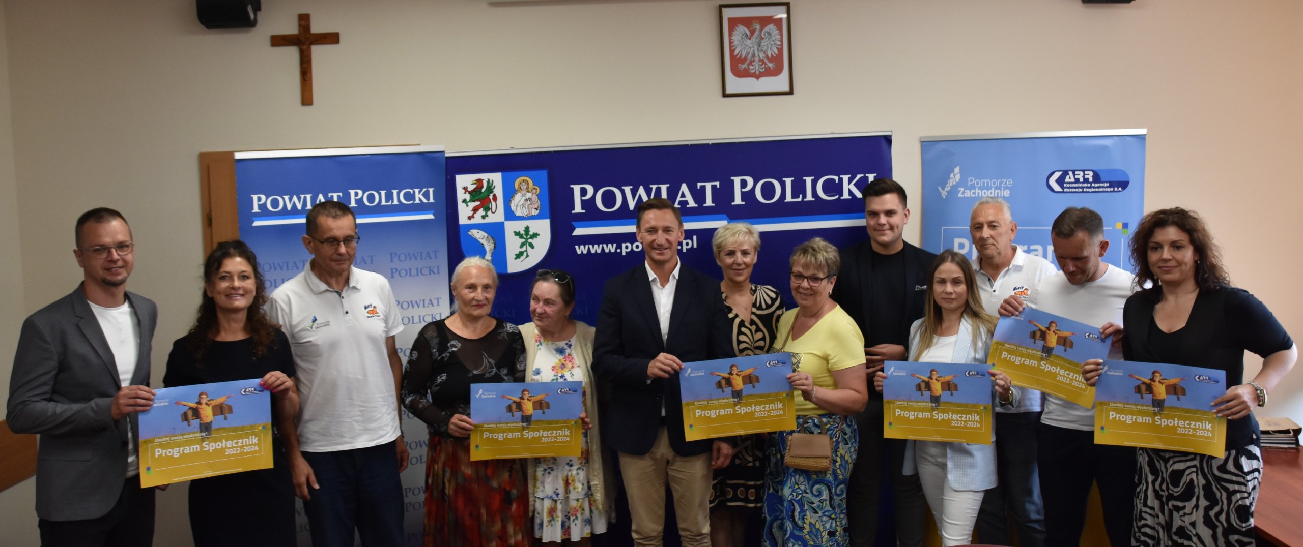 Podpisanie umów na dofinansowanie z Programu SPOŁECZNIK