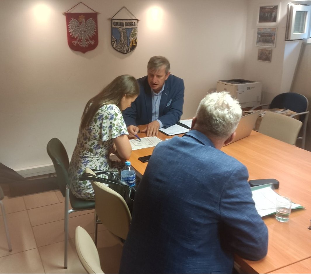 Mobilny punkt konsultacyjny w Dobrej-dyżur Członka Zarządu Powiatu w Policach