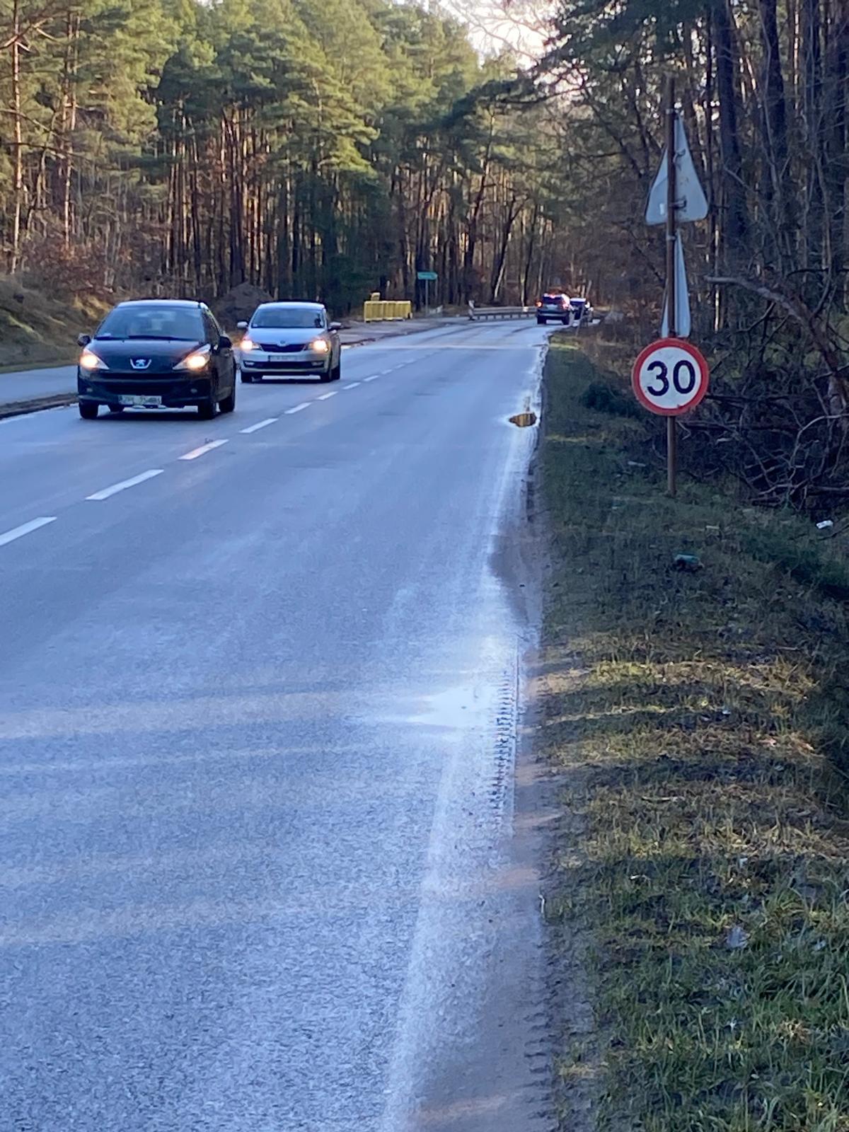 Znika ruch wahadłowy w okolicach przepustu w Gminie Dobra