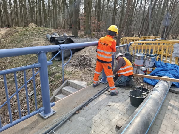 Trwają prace przy konstrukcji wiaduktu w Mścięcinie