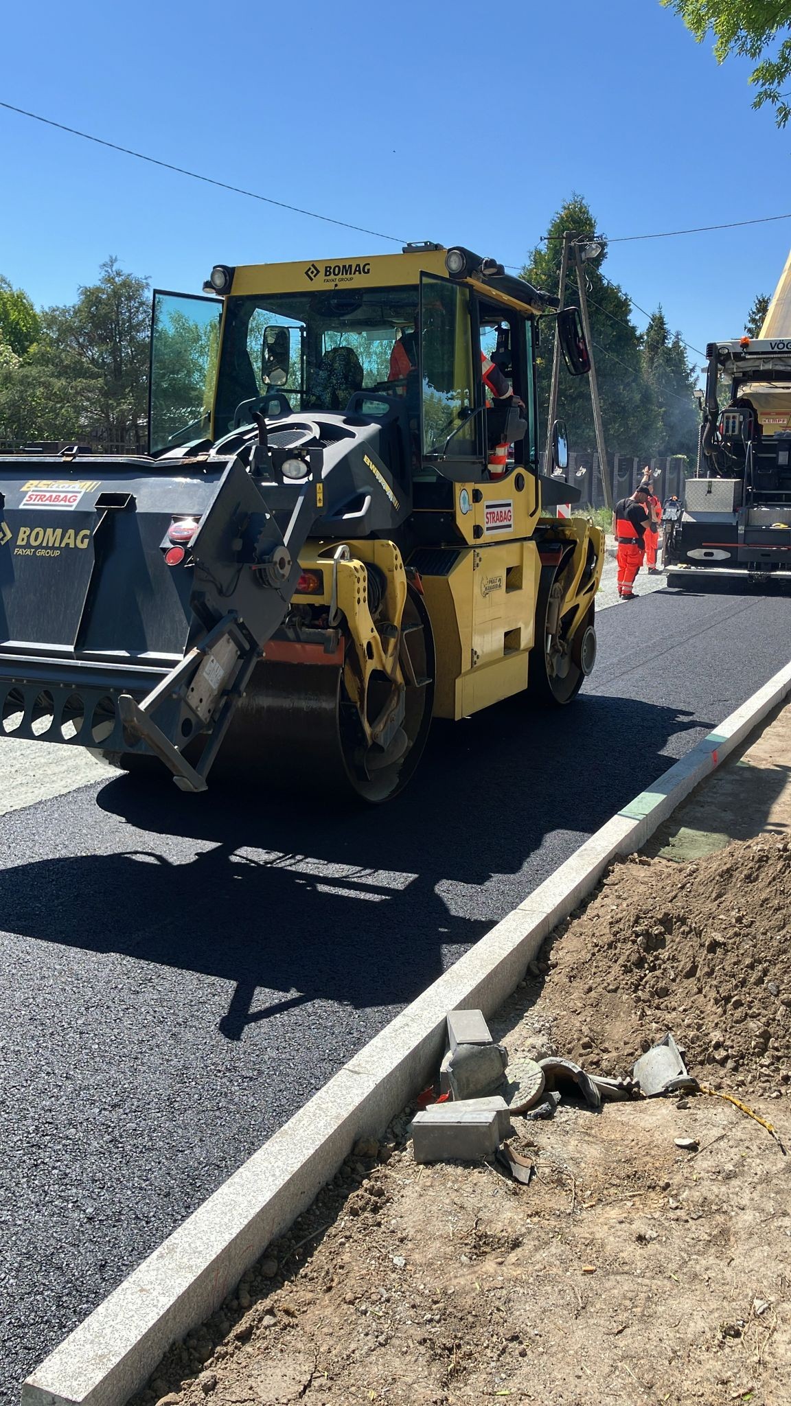 Trwają prace bitumiczne w Ustowie