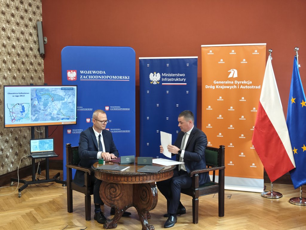 Podpisano umowę na budowę II etapu obwodnicy Przecławia i Warzymic, obwodnicy Kołbaskowa oraz odcinka granicznego A6