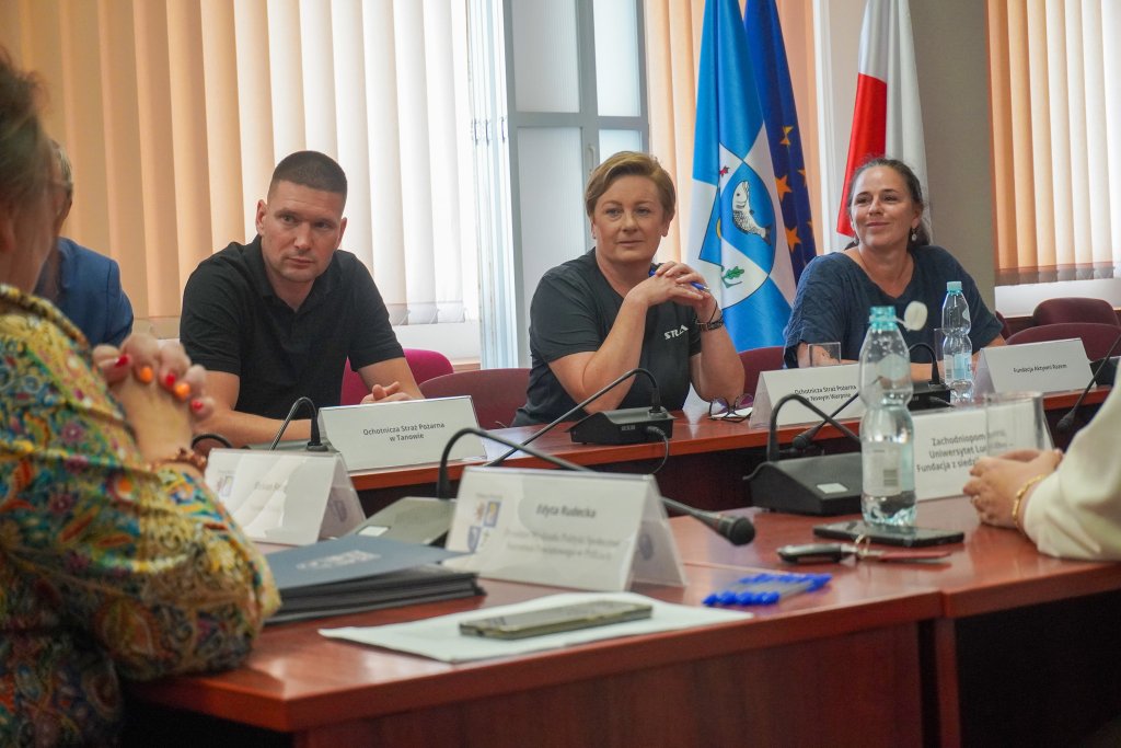 Kolejne inicjatywy dołączają do programu „Kompas na Powiat Policki”