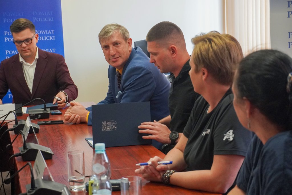 Kolejne inicjatywy dołączają do programu „Kompas na Powiat Policki”