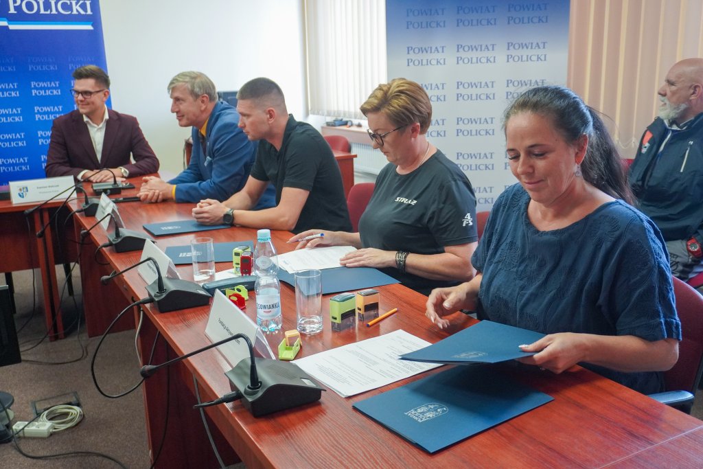 Kolejne inicjatywy dołączają do programu „Kompas na Powiat Policki”