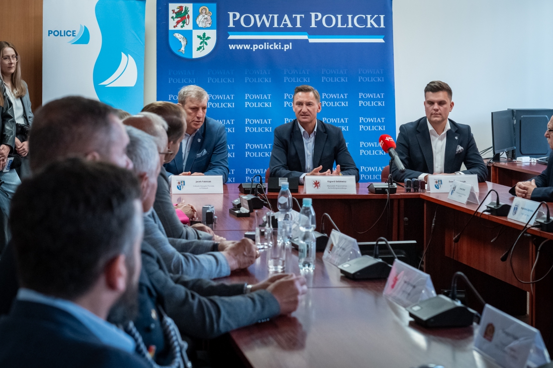 Nowe inwestycje w Powiecie Polickim, korzyści dla mieszkańców