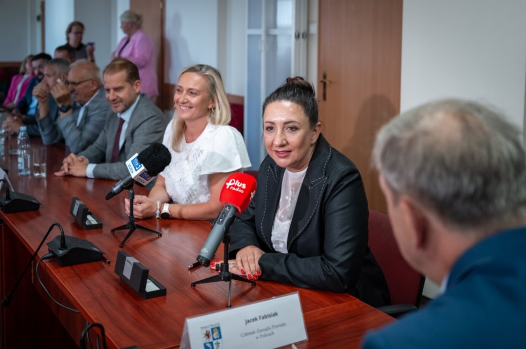 Nowe inwestycje w Powiecie Polickim, korzyści dla mieszkańców