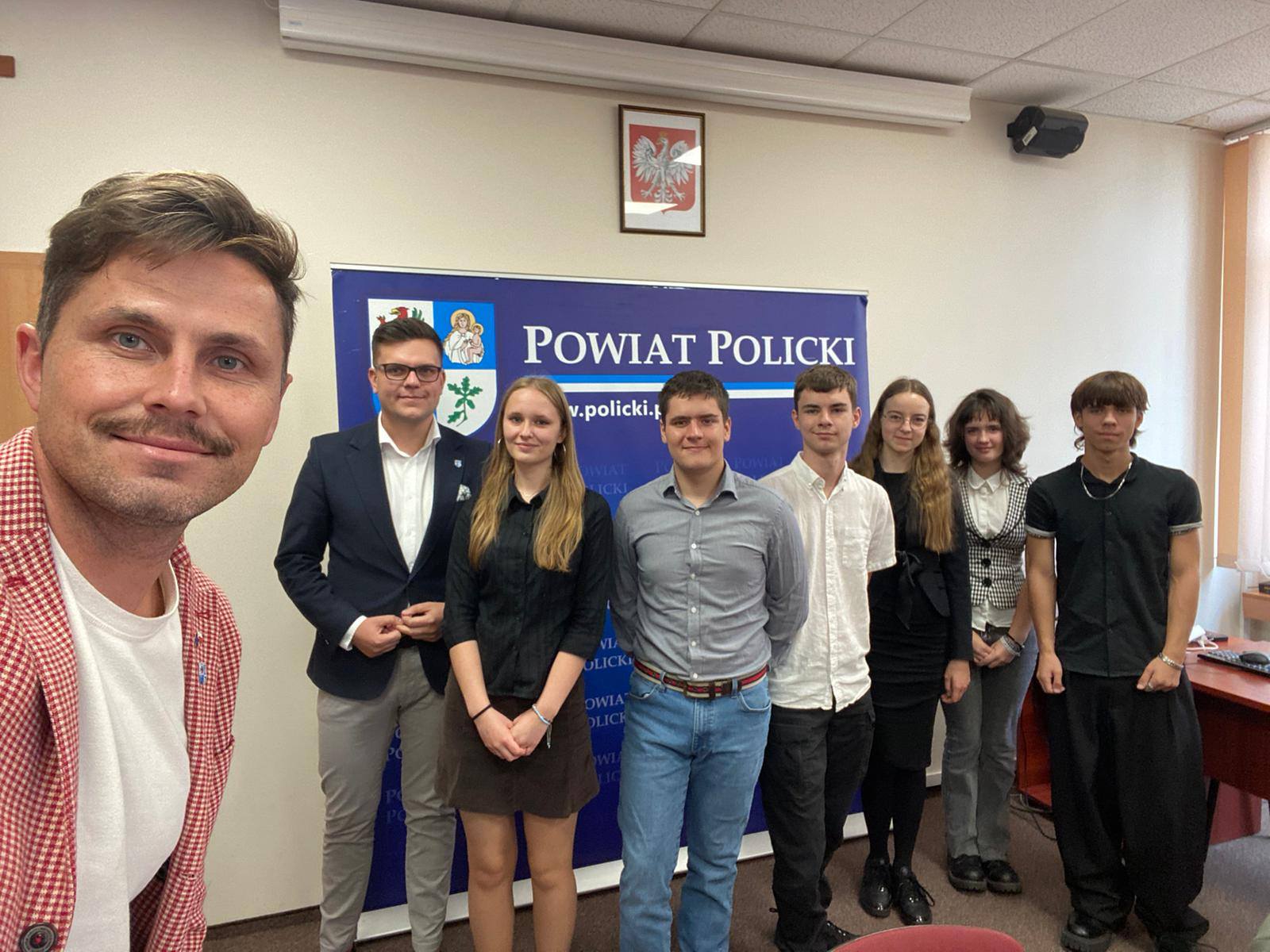 Obrady Młodzieżowej Rady Powiatu Polickiego – młodzi z pomysłami dla młodych