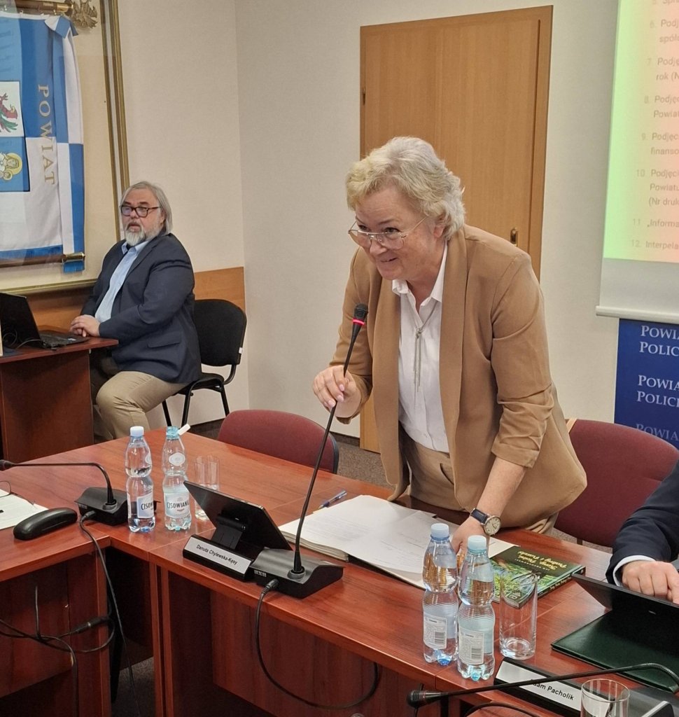 Zakończyła się XV sesja Rady Powiatu w Policach