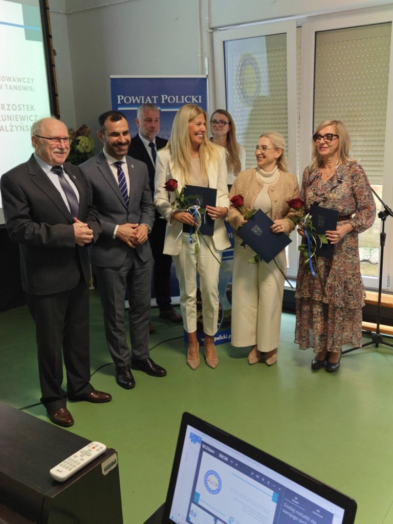 Powiatowe Obchody Dnia Edukacji Narodowej w SOSW im. Kawalerów Orderu Uśmiechu w Tanowie