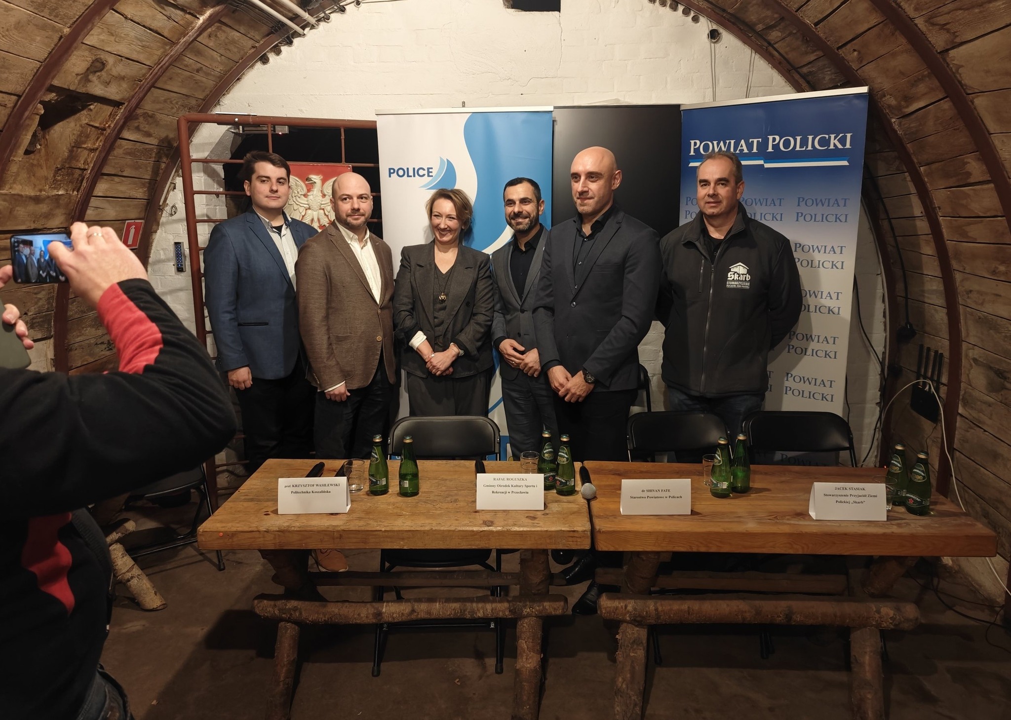 Zdjęcie grupowe z wydarzenia