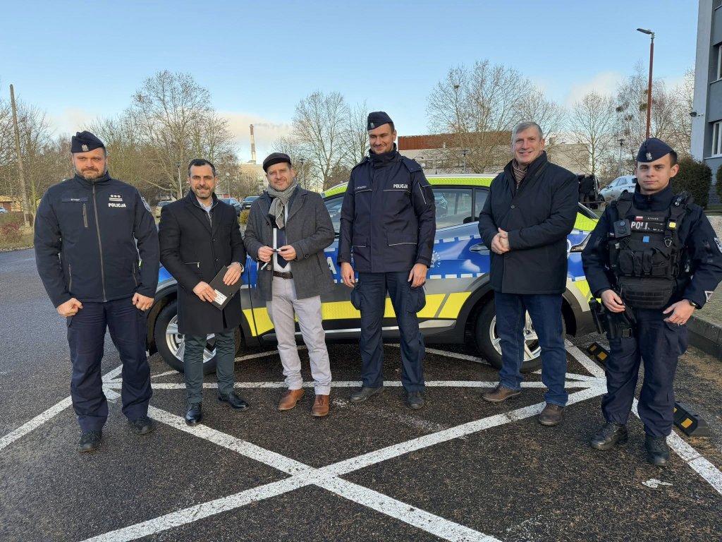 Nowe radiowozy dla funkcjonariuszy Policji 