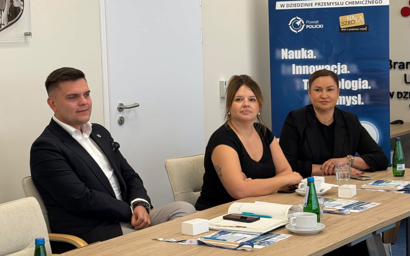 Spotkanie robocze klastrów branżowych w Branżowym Centrum Umiejętności w dziedzinie przemysłu chemicznego w Policach. 