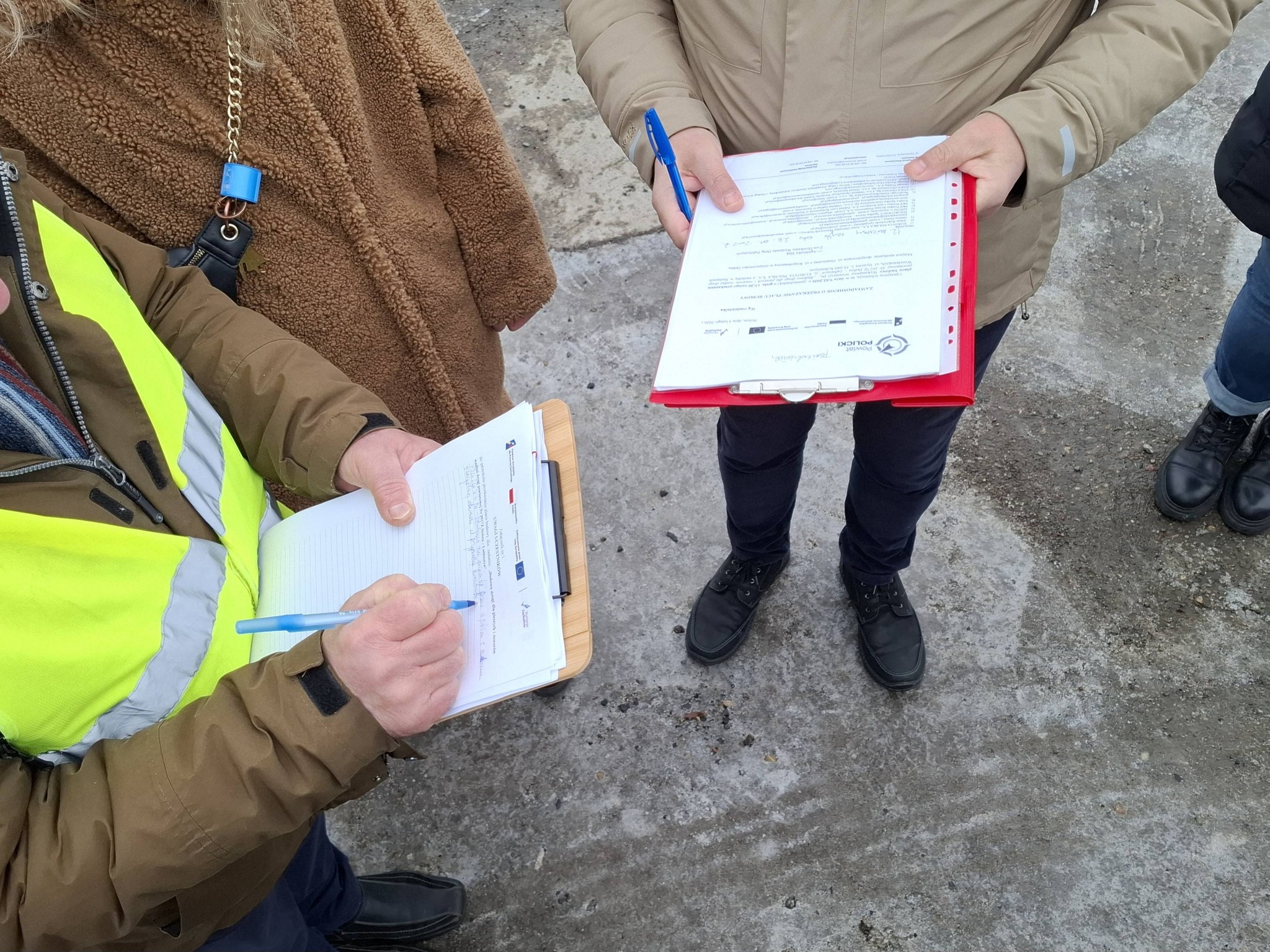 spotkanie na placu budowy