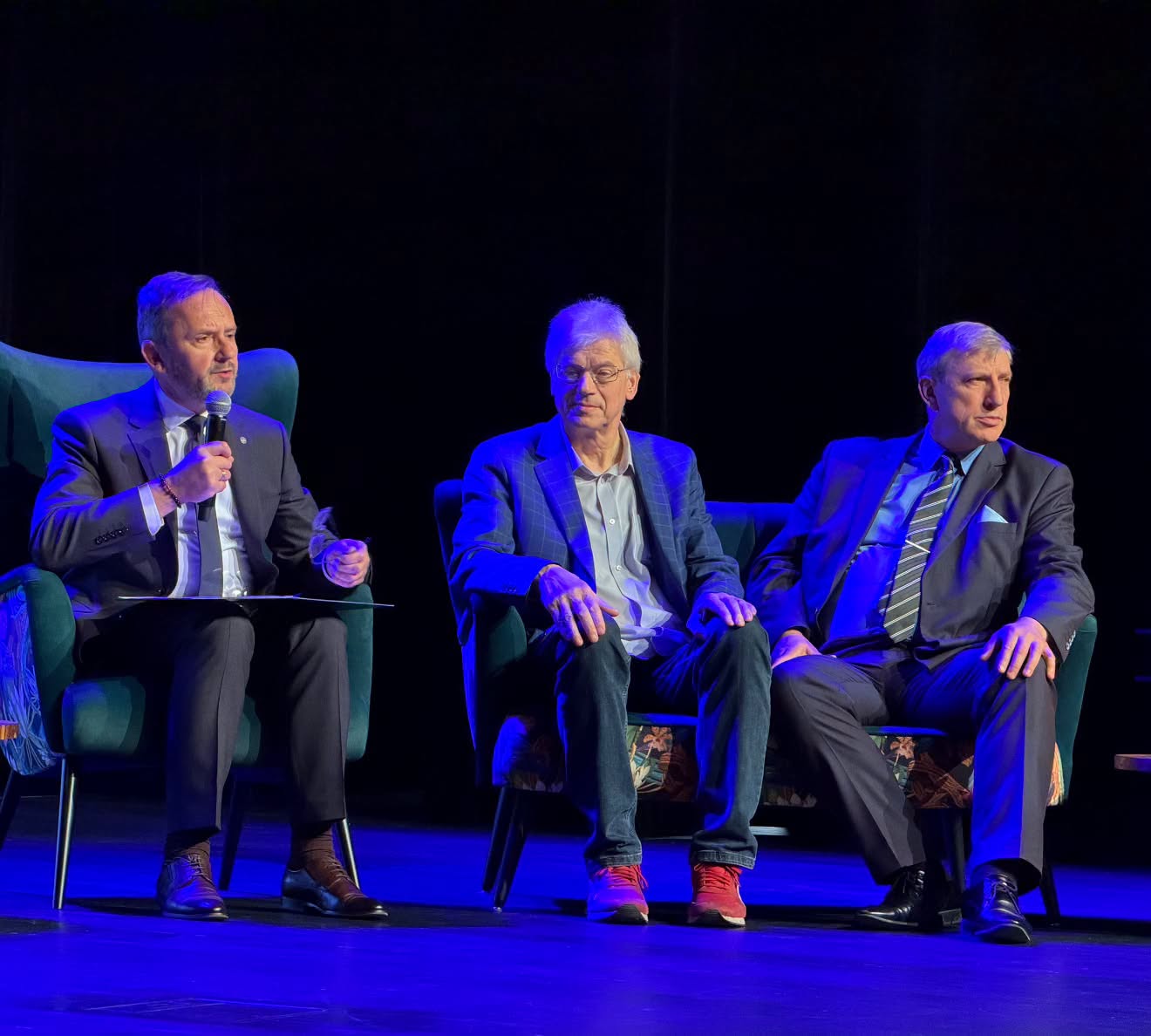 Debata