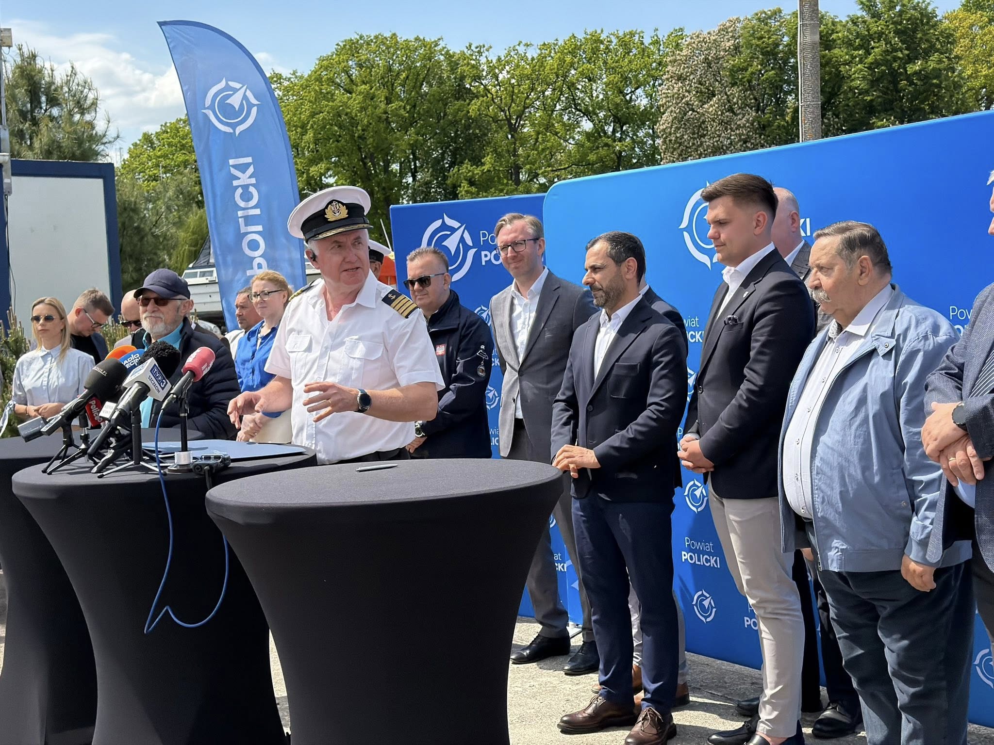 podpisanie umowy tramwaj wodny